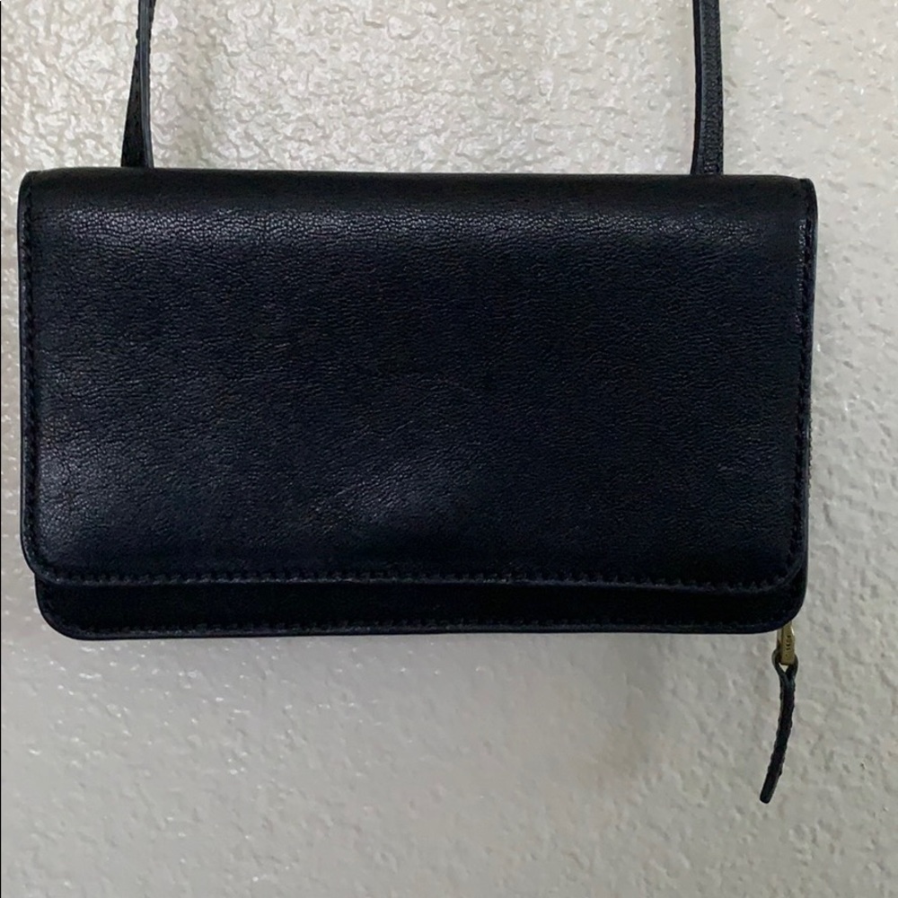 Fossil Over the Shoulder Black Purse